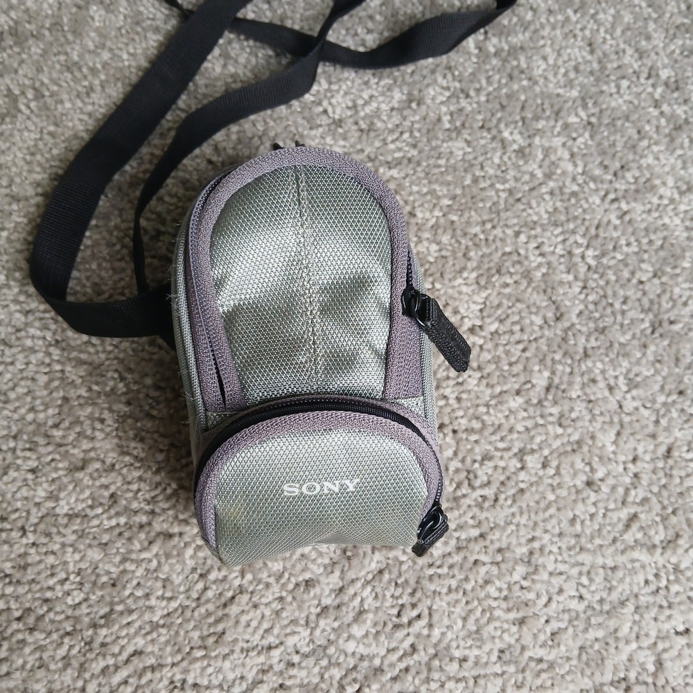 Sony Cyber-shot Compact Digital Camera Case Gray Padded Pouch Strap
